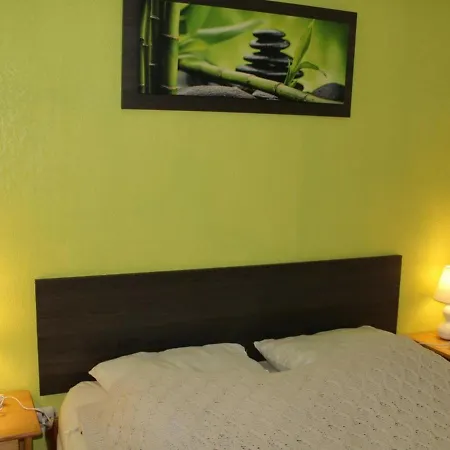 בית נופש Pavillon A 300m De La Plage, Piscine, Terrasse Ombragee, Parking, 6 Couchages - - Fr-1-229-53